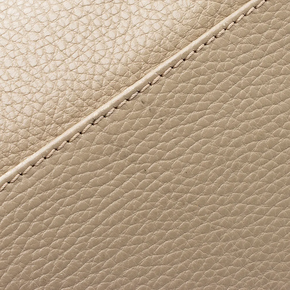 Burberry Leather Horn Toggle Tote (SHF-20525)