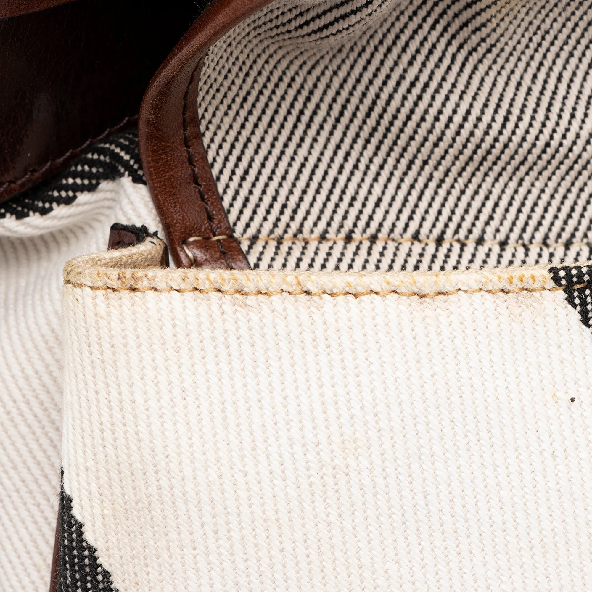 Burberry Mega Check Shoulder Bag (SHF-23563)