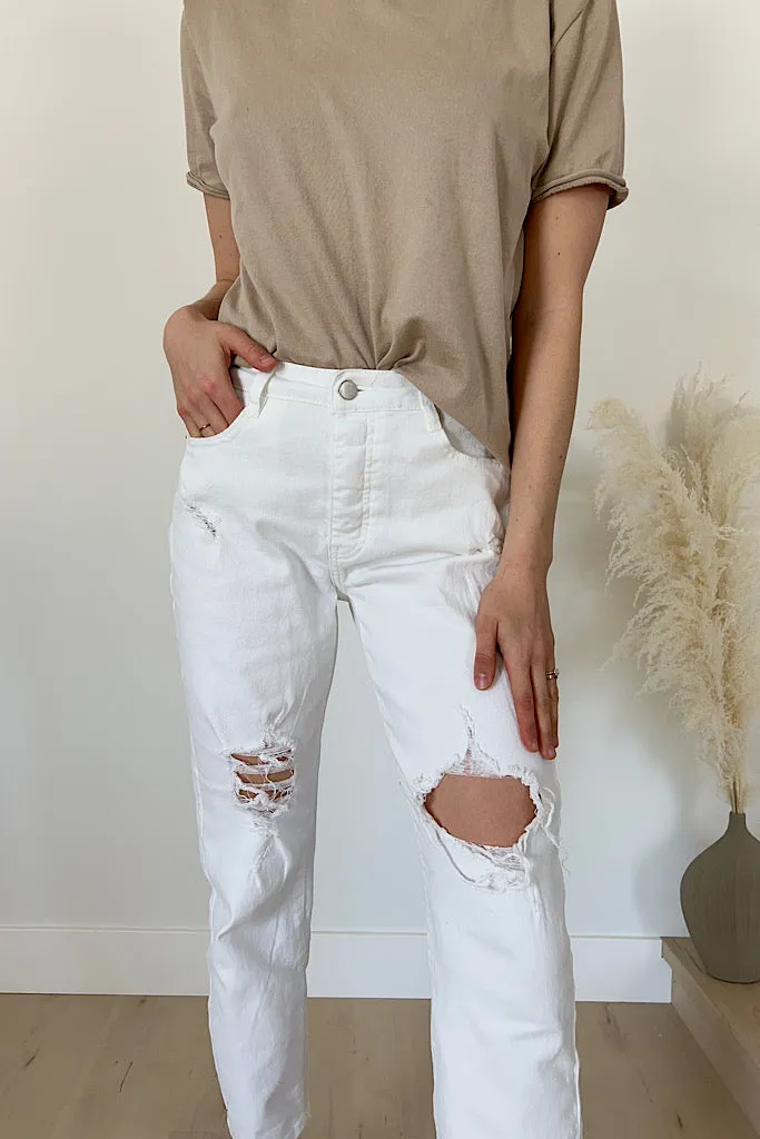 MYA MOM JEANS (WHITE)