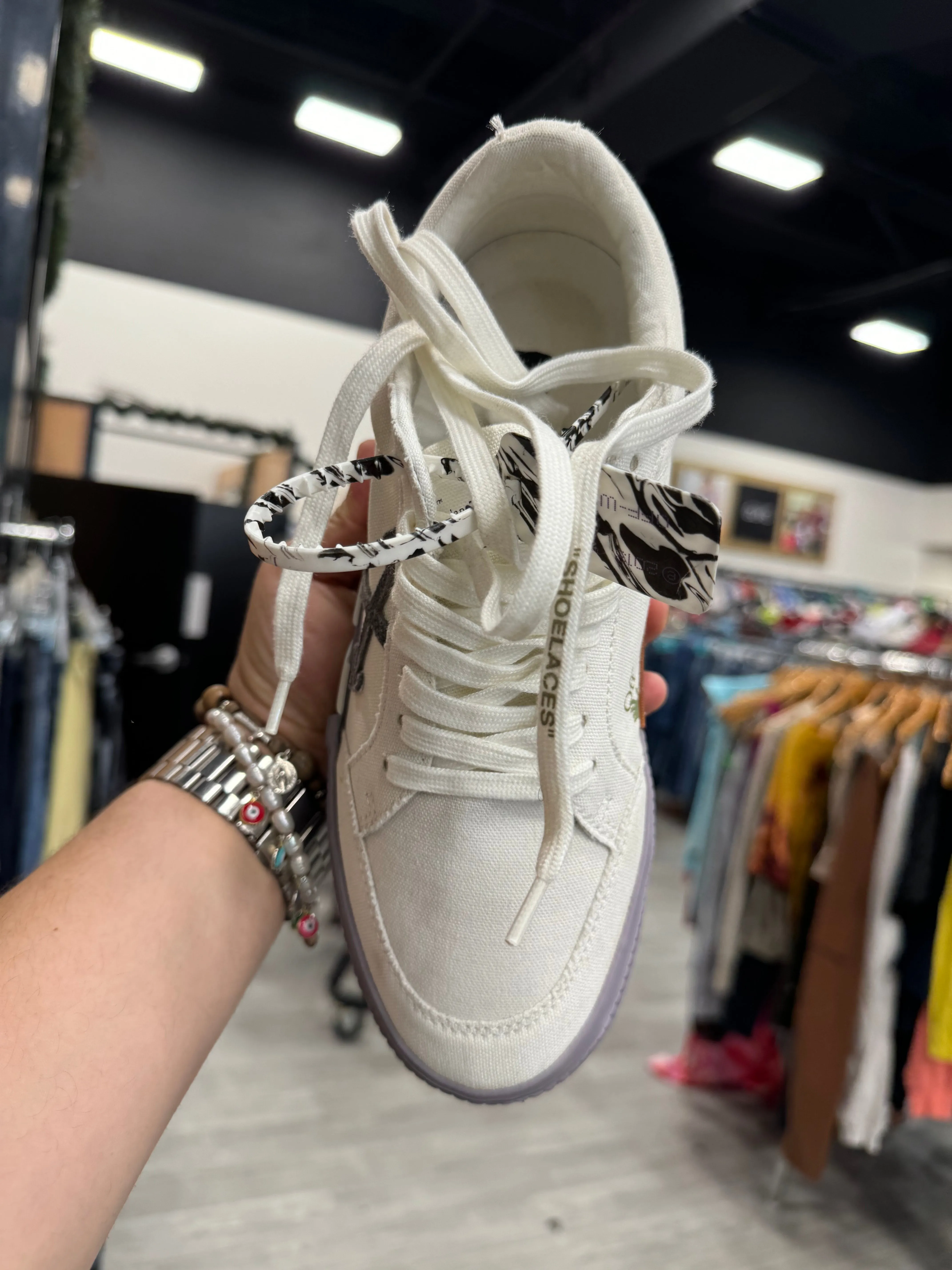 Off White Size 8.5